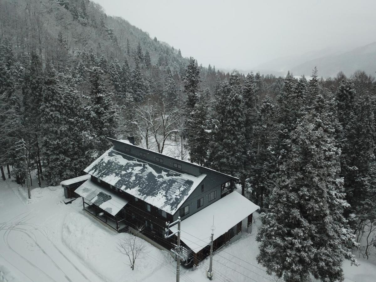 Bears Den Mountain Lodge Hakuba Extérieur photo